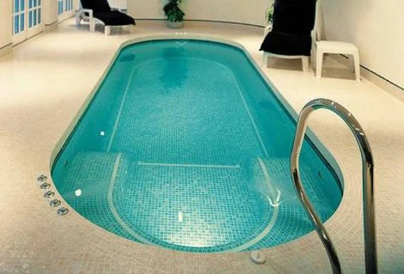 10. Nybyggnad av inomhuspool till villaa╠egare